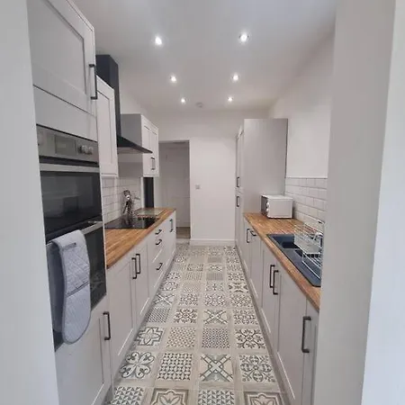 Casa vacanze Highly Modern Home, 3 Bed, Close To The District